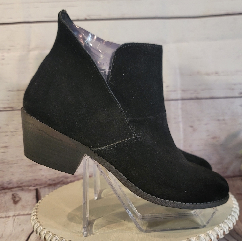 Ruff Hewn Eastern Women's Black Suede Ankle Boots Size 8.5M - Picture 3 of 12
